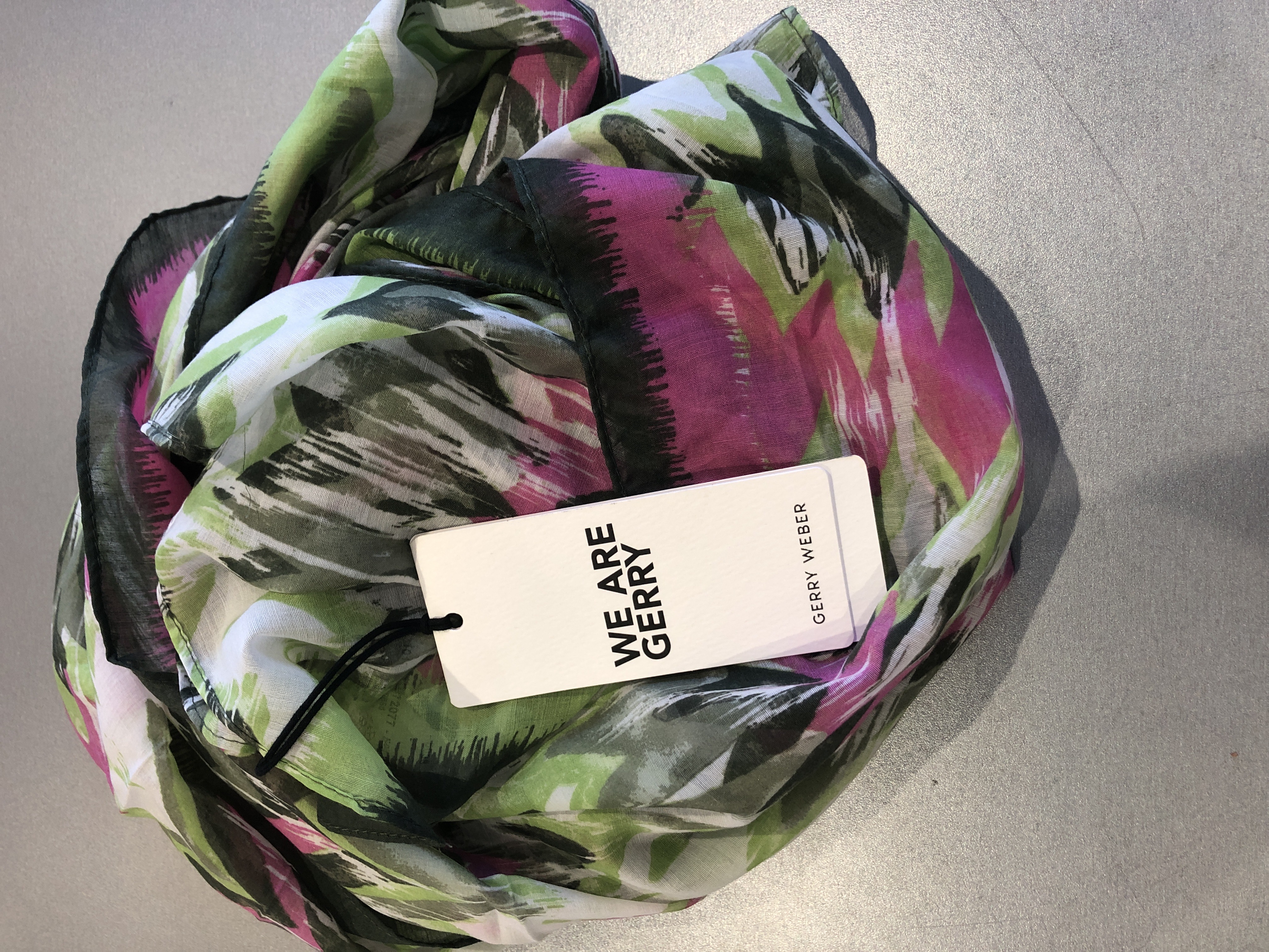 Foulard  GERRY WEBER Accessoire textile Vert Rose 100% Polyester 70x200 cm pour usage quotidien et extérieur