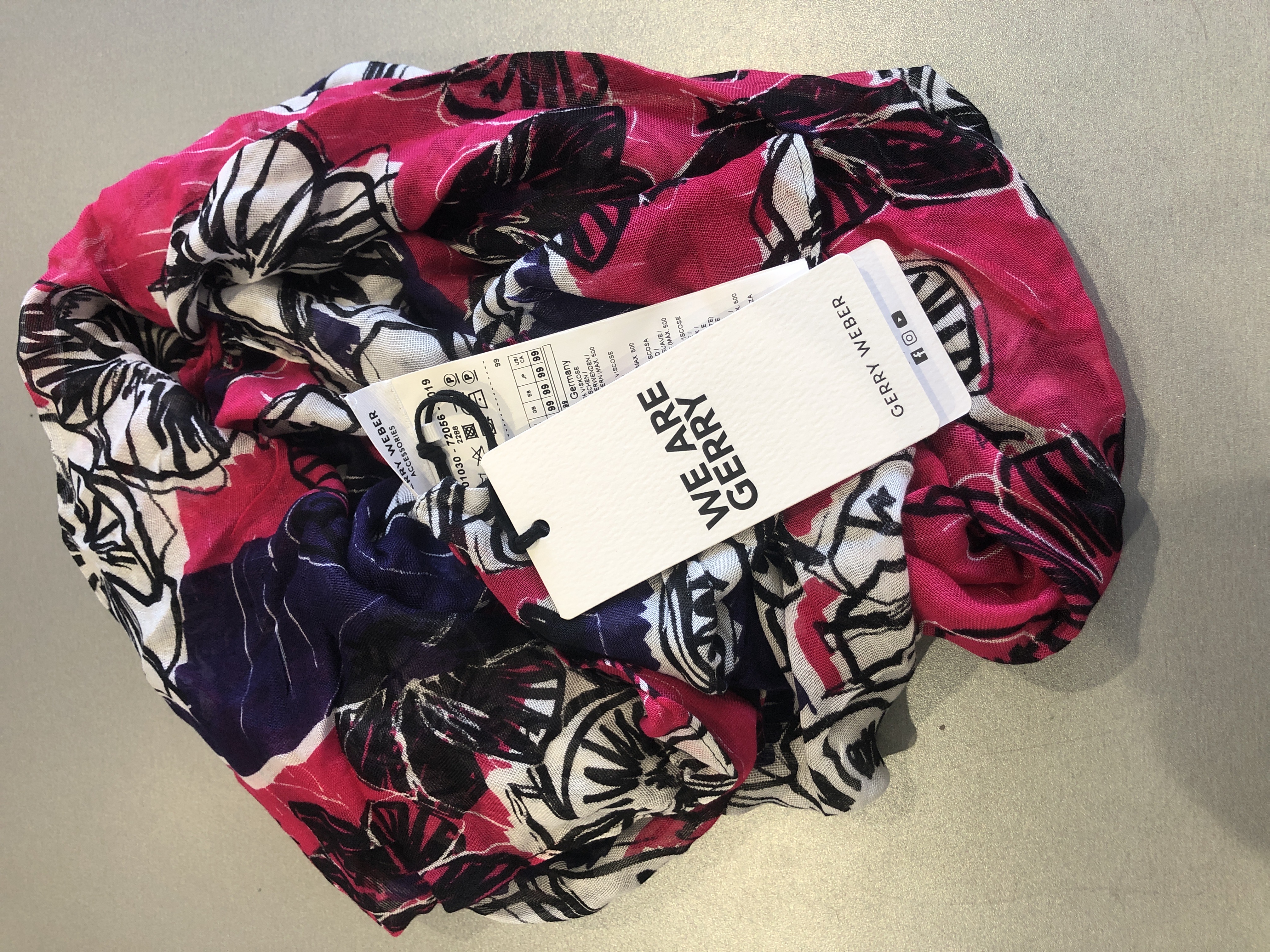 Foulard Gerry Weber 80x180 cm 100% Viscose - Accessoire textile pour usage quotidien et extérieur