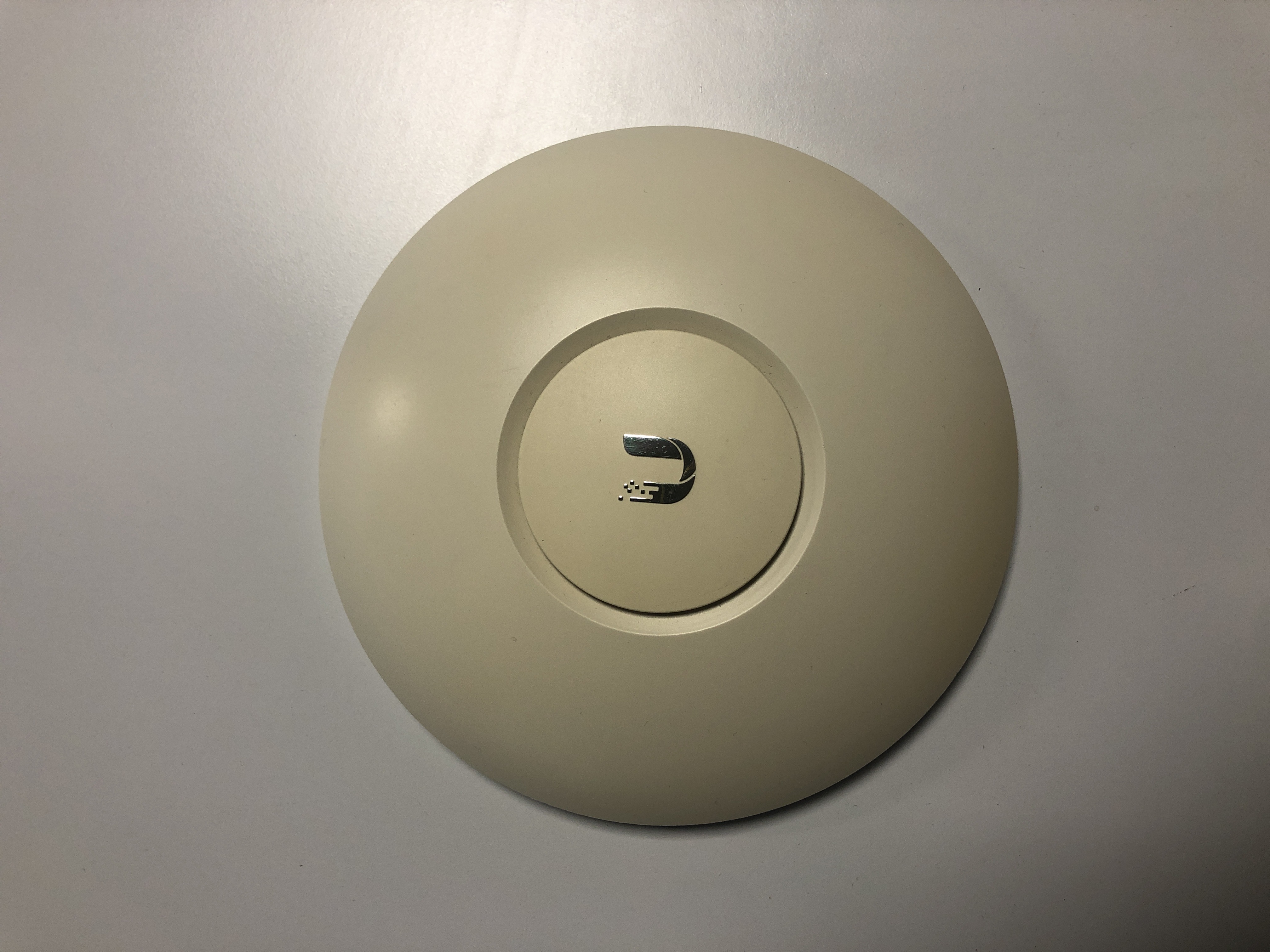 Antenne Wi-Fi Ubiquiti UniFi AP AC LITE - Point d'accès sans fil 802.11ac pour réseau intérieur et extérieur