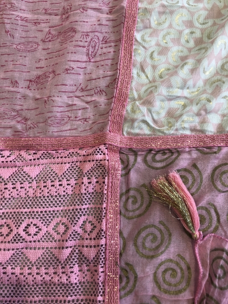 Foulard Rose Gerry Weber 150x150 cm 30% Viscose - 70% Coton Accessoire textile pour usage quotidien et extérieur