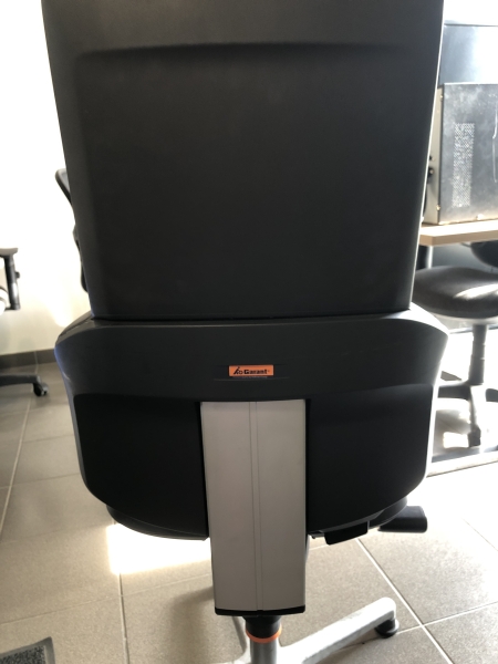 Chaise de Bureau GARANT inclinable plastique dur