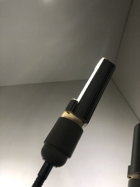 Lampe chauffante LED 3 branches avec pince - Branchement USB, variateur d'intensité, minuteur pour bureau