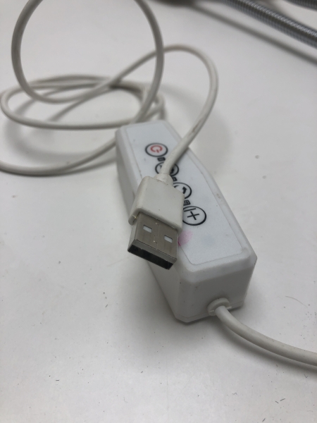 Lampe chauffante LED 3 branches avec pince - Branchement USB, variateur d'intensité, minuteur pour bureau