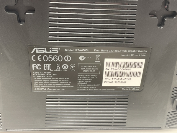 Routeur sans fil ASUS RT-AC66U Gigabit Ethernet - Noir