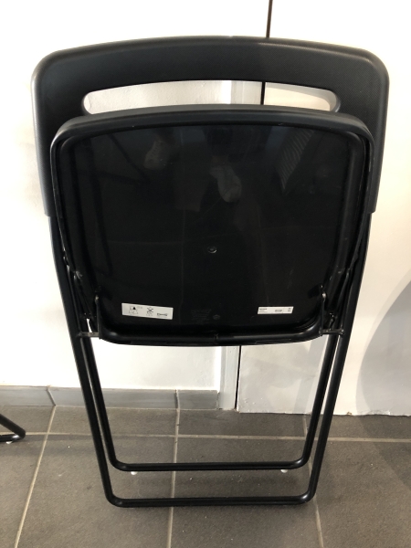 Chaise pliante noire - Dimensions 45x47x76 cm, Supporte 100 kg, Usage intérieur/extérieur