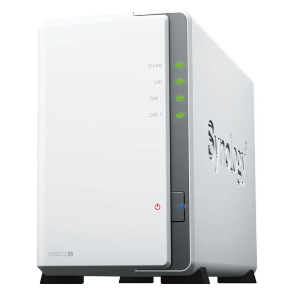 NAS Synology DS220j avec 2 × 2 To Seagate IronWolf - 2 baies, 4 To bruts
