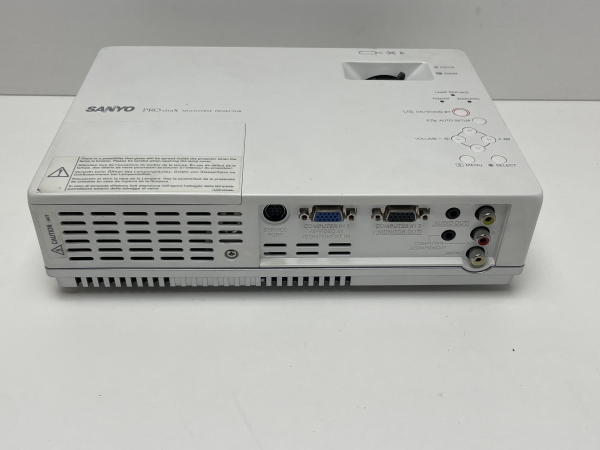 Vidéoprojecteur SANYO Pro Xtax - PLC-XW60 - Blanc - VGA - Télécommande - Pochette de transport