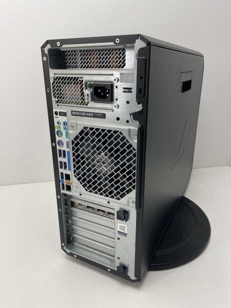 Ordinateur PC bureau - HP Z4 G4 - Intel Xeon - 128 Go Ram - SSD 1To + HDD 1 To - RTX 4000