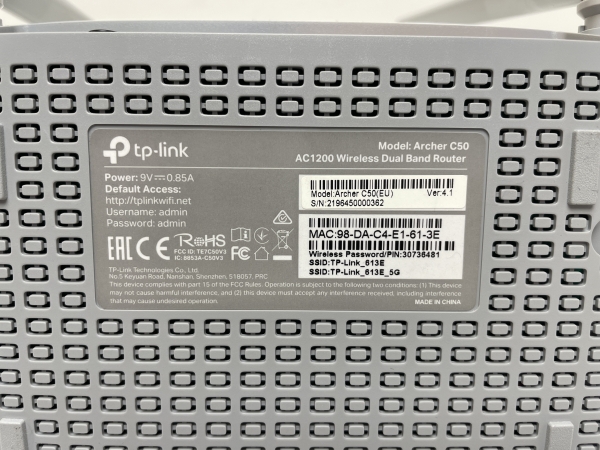 Routeur Wi-Fi TP-Link Archer C50 - 802.11ac, 300 Mbps 2.4 GHz, 867 Mbps 5 GHz, Point d'accès, Réseau invité