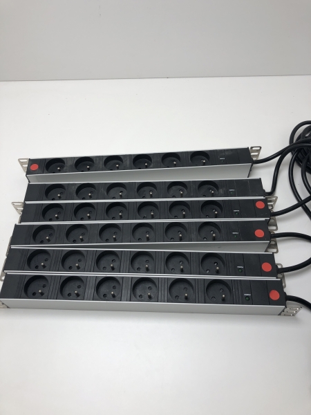 Bandeau multiprises rackable 1U Rack 19" - 6 prises avec témoin lumineux 2 m câble alimentation sans interrupteur pour bureau et atelier
