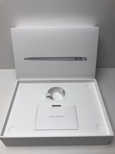 Boîte vide APPLE MacBook Air - 13-inch 32.5x23x7cm pour rangement et transport