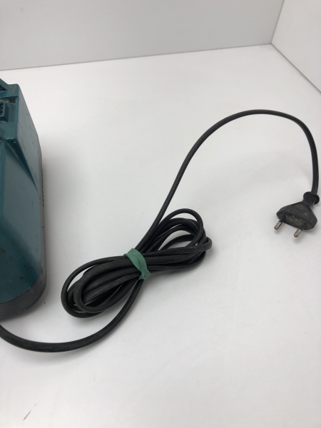 Chargeur de batterie Makita DC18RC - Compatible Batteries Li-ion 18V 240V Usage Électrique