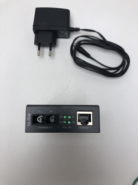 Convertisseur Fibre Optique TP-Link MC210CS - 1000M SC/UPC RJ45, 15km, IEEE 802.3ab/z, Single-mode