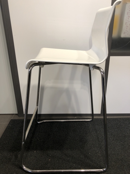Tabouret de bar - Hauteur 64cm Assise Dossier 89cm Plastique Blanc Pieds Métal Chromé