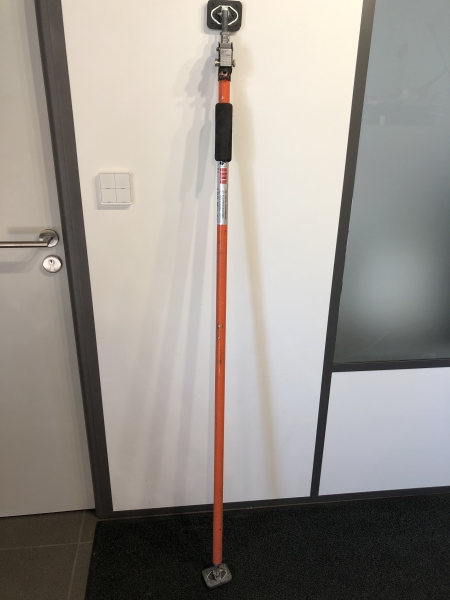 Étais professionnel URKO extensible - Patins orientables 180º, ouverture 160-290 cm pour construction