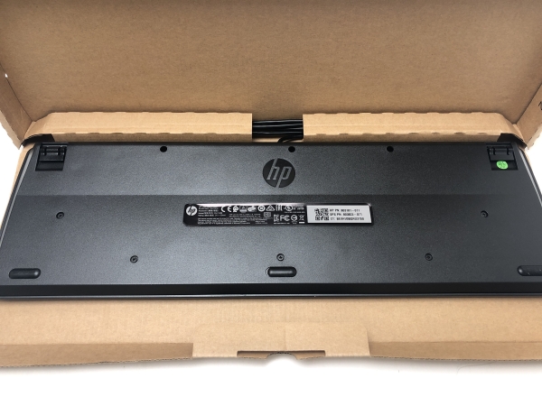 Clavier filaire HP KU-1469 - Connexion USB, Disposition AZERTY, Compatible Windows, Pour bureau et maison