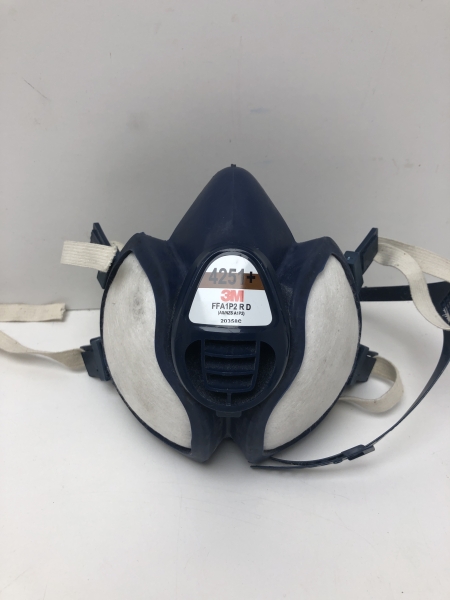 Demi-masque anti-vapeur 4251+ ffa1p2 rd 3 M