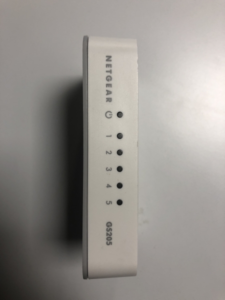 Switch NETGEAR GS205v2 - 5 ports Gigabit Ethernet