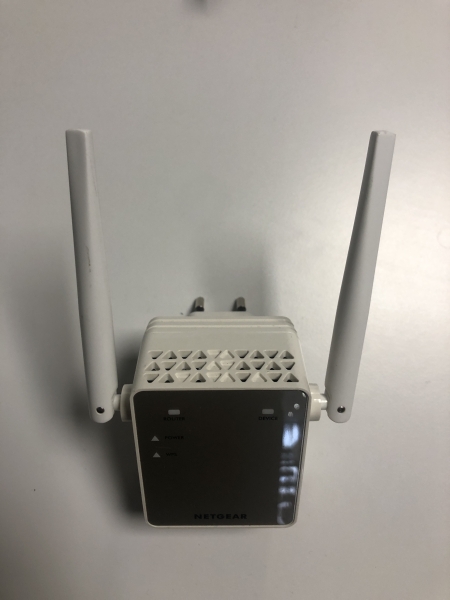 Répéteur WiFi NETGEAR EX6120 bibande 1200Mbps - amplification signal 2,4 GHz et 5 GHz pour réseau domestique et bureau