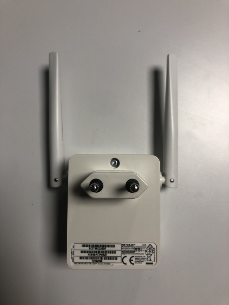 Répéteur WiFi NETGEAR EX6120 bibande 1200Mbps - amplification signal 2,4 GHz et 5 GHz pour réseau domestique et bureau