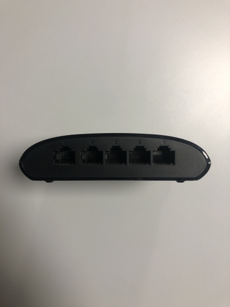 Switch D-Link DGS-1005D - 5 ports Gigabit Ethernet pour réseau domestique et bureau