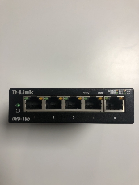 Switch D-Link DGS-105 - 5 ports Gigabit non géré