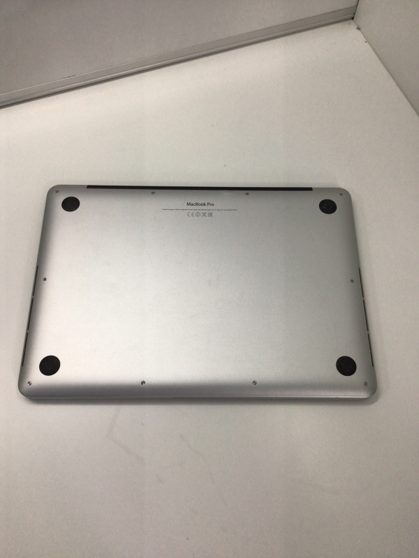 Ordinateur portable Apple MacBook Pro A1502 Late 2013 - 13 pouces, sans clavier, ne s'allume pas
