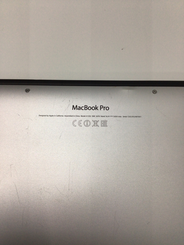 Ordinateur portable Apple MacBook Pro A1502 Late 2013 - 13 pouces, sans clavier, ne s'allume pas