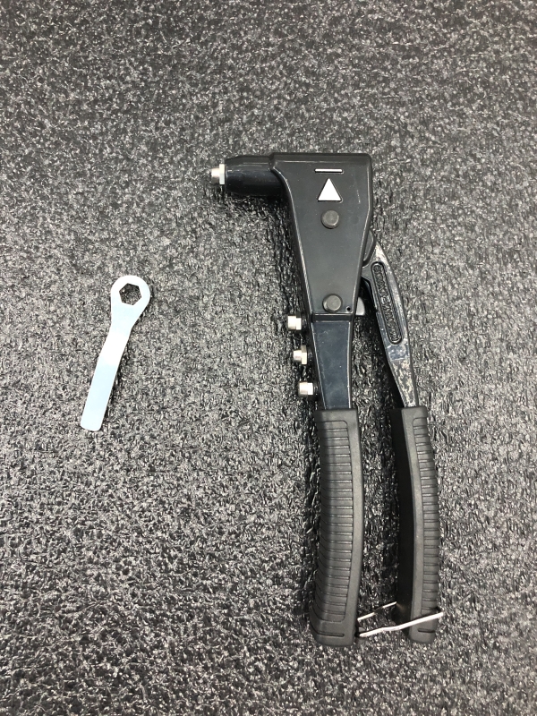 Pince à Rivet - SCELL-IT - Emballage d'origine - Rivet aveugle - garantie à vie - Matière Alu et Acier - 