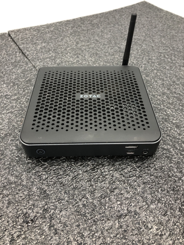 Mini PC ZOTAC - Intel Core i3-10110U - 8 Go RAM - NVME 120 Go - 3 x USB - 2 x RJ45 - Wifi - Windows 11 Pro - Alimentation fournie