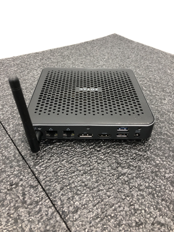 Mini PC ZOTAC - Intel Core i3-10110U - 8 Go RAM - NVME 120 Go - 3 x USB - 2 x RJ45 - Wifi - Windows 11 Pro - Alimentation fournie