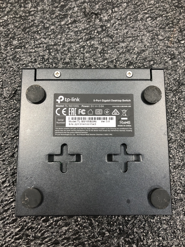 Switch TP-LINK TL SG 105S - 5xRJ45 Gigabit Ethernet avec Alimentation pour Réseau Domestique ou Bureau