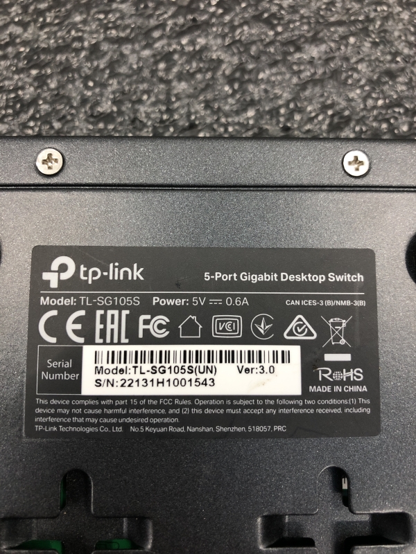 Switch TP-LINK TL SG 105S - 5xRJ45 Gigabit Ethernet avec Alimentation pour Réseau Domestique ou Bureau