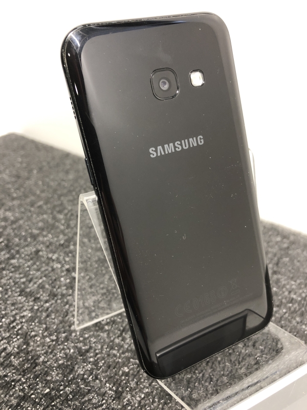 Téléphone SAMSUNG Galaxy A3 2017 - SM-A320FL- Stockage 16 Go -  2 Go Ram - USB-C 