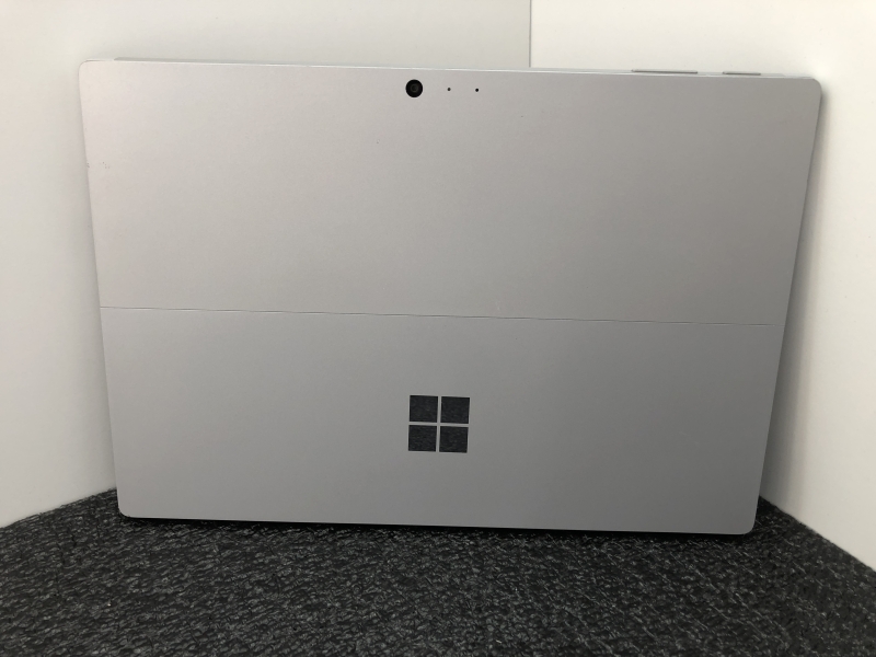 MICROSOFT Surface Pro 4 - i5 - 8 Go Ram - NVME 256 Go - Windows 10 Pro