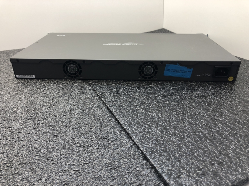 Switch HP 2724 j4897A - 24 Ports Gigabite