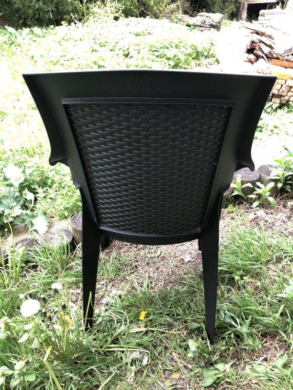 Chaise de jardin imitation rotin noire - Confort et style extérieur 