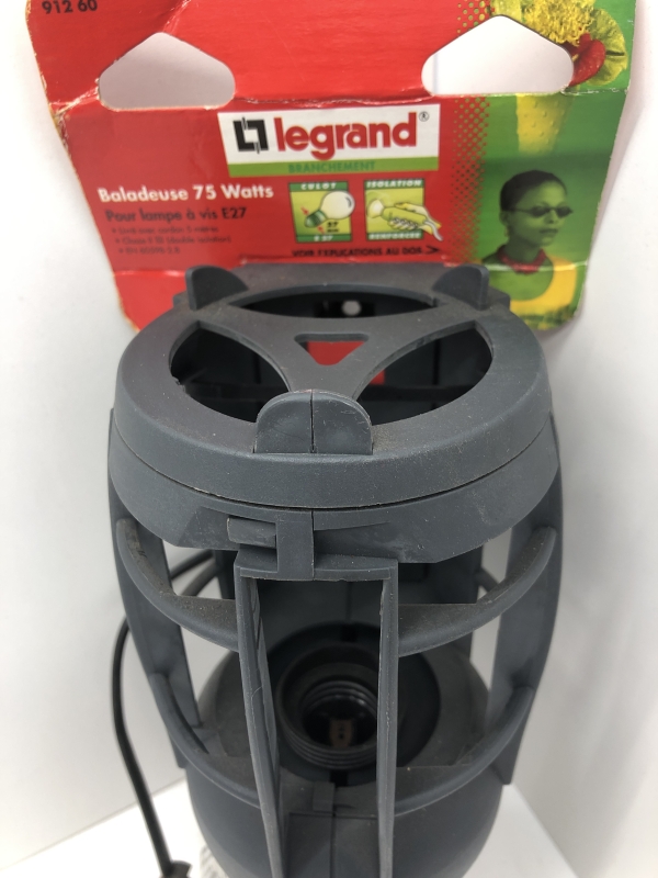Baladeuse LEGRAND - 75 watts - Sans ampoule